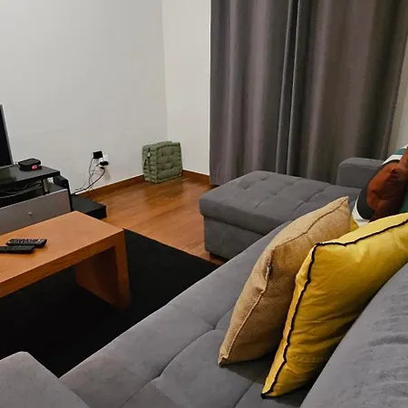 Serenity - Free Parking *