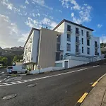 Serenity - Free Parking Apartment